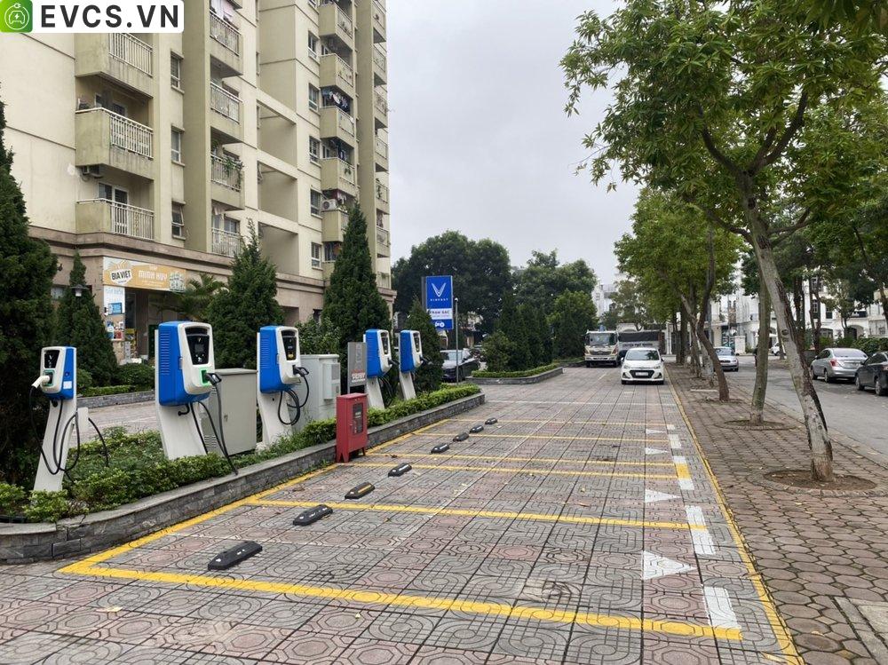 Trạm sạc tại Long Biên, Hà Nội